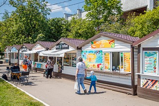 По инициативе губернатора в области создана система поддержки для малого и среднего бизнеса. Активно развиваются цифровые услуги