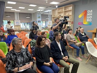 В Одинцовской библиотеке № 1 прошла лекция «Безопасный лес: как не потеряться в лесу и что делать, если это все же произошло»