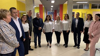 Депутаты Совета депутатов Одинцовского округа рассказали коллективу Лесногородской школы о мерах соцподдержки