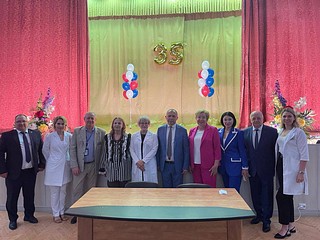 Депутаты Совета депутатов Одинцовского округа поздравили клинический центр «Юдино» с 35-летием