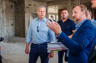 Ход строительства детского сада на 350 ребят в Одинцово-1 проверил Андрей Иванов