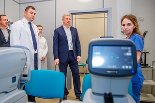 Глава Одинцовского округа Андрей Иванов открыл новую поликлинику в Ромашково