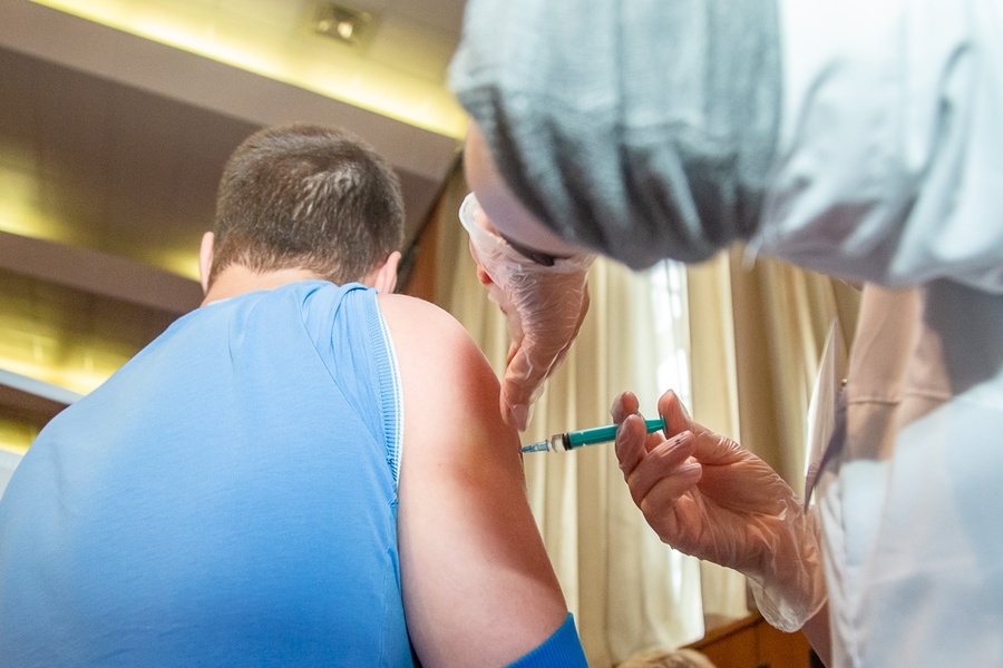 В Одинцовском городском округе продолжается активная вакцинация жителей от сезонного гриппа, Сентябрь