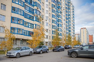 Андрей Иванов вместе с жителями оценил объем необходимых работ по благоустройству в микрорайоне Немчиновка