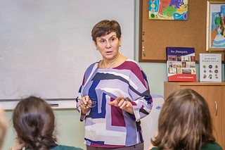 Преподаватель французского языка из Одинцовского округа стала лучшим учителем-предметником в Подмосковье