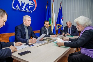 Андрей Иванов провел личный прием граждан в местном штабе «Единой России»