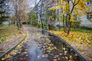 Глава Одинцовского округа Андрей Иванов проверил благоустройство дворовых территорий в Саввинской Слободе