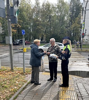В Одинцовском городском округе автоинспекторы провели акцию «Засветись»