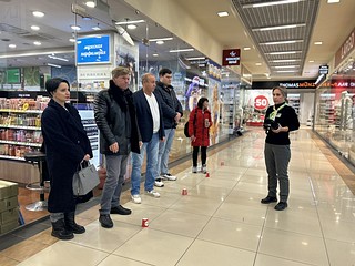 Одинцовские Госавтоинспекторы провели тренинг «АвтоТрезвость» с посетителями торгового центра