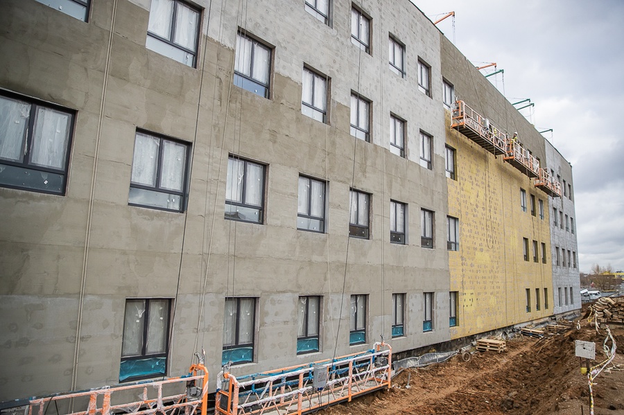 VLR s, Глава Одинцовского городского округа Андрей Иванов проверил ход строительства поликлиники на 300 посещений в сутки в рабочем поселке Заречье