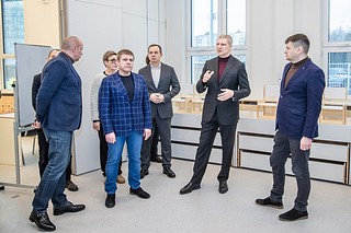 Глава Одинцовского округа Андрей Иванов осмотрел новый муниципальный детский сад на 170 мест, который построила группа компаний «Инград» на улице Маршала Бирюзова в Одинцово