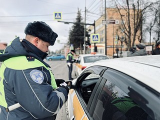 Совместный рейд против незаконных пассажирских перевозок провели сотрудники Госавтоинспекции и УРАТК Минтранса МО