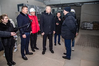 Глава Одинцовского округа Андрей Иванов проверил ход строительства нового корпуса СОШ № 8 в Одинцово