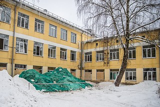 Глава Одинцовского округа вместе с жителями Звенигорода проверил ход капитального ремонта школы № 2 имени М. А. Пронина