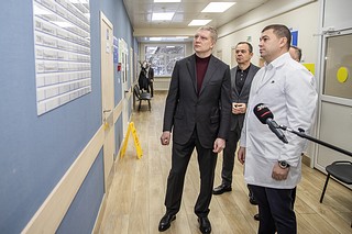 Качество ремонта поликлиники в поселке Санатория имени Герцена проверил глава Одинцовского городского округа Андрей Иванов