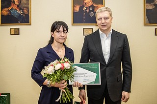 Андрей Иванов вручил сертификаты семьям погибших участников спецоперации — Александра Сычева и Георгия Белкина