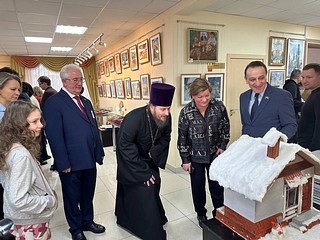 В Захаровском сельском доме культуры 20 января состоялась торжественная церемония награждения победителей XXI окружного конкурса детско-юношеского рисунка и прикладного творчества «Рождественская звезда»