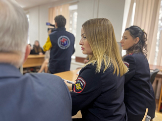 Сотрудники УМВД России по Одинцовскому городскому округу совместно с членом Общественного совета при УМВД Сергеем Дядя, провели Всероссийскую акцию «Студенческий десант» для студентов Одинцовского филиала Международного юридического института