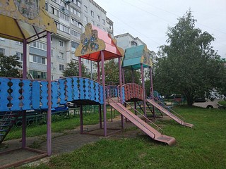 На Федеральной платформе Минстроя РФ — za.gorodsreda.ru — пройдет рейтинговое голосование по благоустройству территорий. В 2024 году 17 территорий Одинцовского городского округа примут участие в голосовании, оно пройдет в период с 15 марта по 30 апреля 2024 года. В числе локаций, которые будут представлены — детская площадка по улице Говорова, д.8, зона отдыха у воды по улице Садовая, д. 22, зона отдыха по улице Вокзальная, д.1