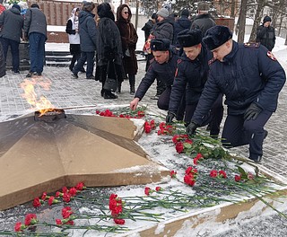 Одинцовские росгвардейцы приняли участие в торжественном мероприятии, посвящённом Дню памяти о россиянах, исполнявших служебный долг за пределами Отечества