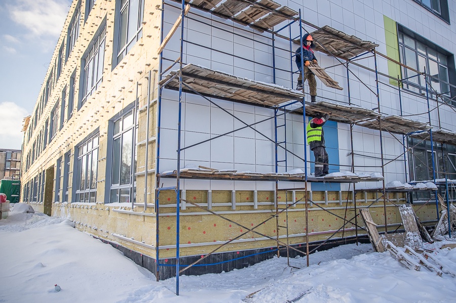 VLR s, Глава Одинцовского округа Андрей Иванов проверил ход строительства новой школы на 550 учеников в поселке Горки-2