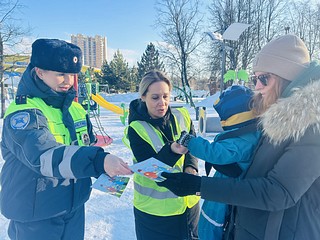 Сотрудники Одинцовской Госавтоинспекции провели акцию «Засветись»