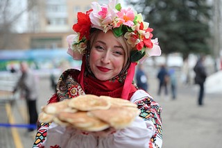 В Одинцовском парке культуры, спорта и отдыха проходит масленичный интерактив на катке