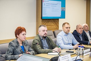 В администрации Одинцовского округа прошла очередная рабочая встреча, в ходе которой был рассмотрен ряд вопросов, связанных с вывозом мусора с контейнерных площадок