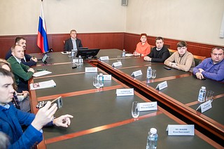 Качество работы управляющей компании в ЖК «Инновация» обсудил Андрей Иванов с жителями Новоивановского