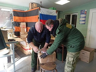 Блиндажные свечи для бойцов СВО изготовили звенигородские лесничие вместе с волонтерами