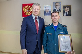 В 2024 году пожарная охрана России отмечает своё 375-летие. В 1649 году царь Алексей Михайлович Романов издал «Наказ о градском благочинии», который положил начало работе круглосуточных пожарных дозоров. В Одинцовском пожарно-спасательном гарнизоне прошло собрание, посвященное этому юбилею. Со знаменательной датой одинцовских пожарных поздравил глава округа Андрей Иванов