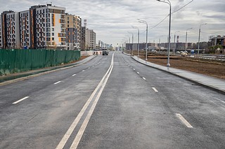 Глава Одинцовского округа Андрей Иванов проверил ход обустройства новой автомобильной дороги в Заречье — подъезда к инновационному центру «Сколково» от транспортной развязки на 50-м километре Московской кольцевой автодороги