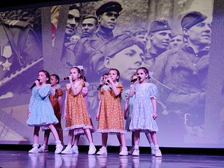 В Голицынском культурно-досуговом центре состоялась торжественная церемония передачи символов Х юбилейного этапа военно-патриотической эстафеты памяти «Салют Победе!», посвященной городу-герою Москве, из Территориального управления Голицыно в Территориальное управление Барвиха