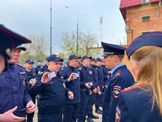 В УМВД России по Одинцовскому городскому округу был проведен строевой смотр личного состава при участии начальника УМВД России по Одинцовскому округу полковника полиции Игоря Лопатина, а также руководителей служб и подразделений