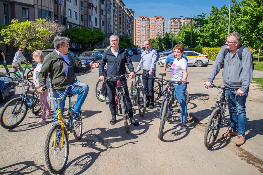 Велообъезд микрорайона «Гусарская баллада» провёл вместе с жителями глава Одинцовского округа