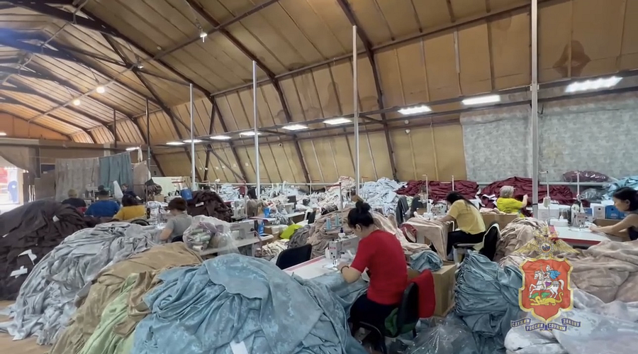 Сотрудники Отдела по вопросам миграции проверили общежитие в деревне Лайково, Май