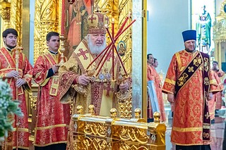 В воскресенье, 19 мая, в Неделю 3-ю по Пасхе, в Георгиевском соборе в Одинцово Божественную литургию совершил Патриарх Московский и всея Руси Кирилл. Его Святейшеству сослужили митрополит Крутицкий и Коломенский Павел, Патриарший наместник Московской митрополии; архиепископ Одинцовский и Красногорский Фома; епископ Балашихинский и Орехово-Зуевский Николай и другие представители духовенства. На богослужении присутствовал глава Одинцовского городского округа Андрей Иванов
