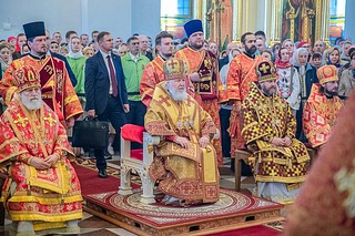 В воскресенье, 19 мая, в Неделю 3-ю по Пасхе, в Георгиевском соборе в Одинцово Божественную литургию совершил Патриарх Московский и всея Руси Кирилл. Его Святейшеству сослужили митрополит Крутицкий и Коломенский Павел, Патриарший наместник Московской митрополии; архиепископ Одинцовский и Красногорский Фома; епископ Балашихинский и Орехово-Зуевский Николай и другие представители духовенства. На богослужении присутствовал глава Одинцовского городского округа Андрей Иванов