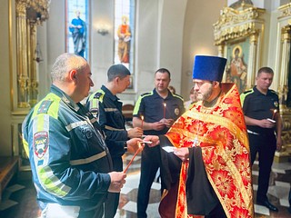 В Одинцово, в Соборе Георгия Победоносца, 22 мая состоялось ежегодное мероприятие «День путника», приуроченное ко Дню памяти Святителя Николая Чудотворца — покровителя всех путешествующих. В этот день проходит традиционная встреча представителей духовенства с сотрудниками Одинцовской Госавтоинспекции и инспекторами 10Б ДПС 1П ДПС (Северный) ГИБДД ГУ МВД России по Московской области. Также участие в мероприятии приняли члены местного отделения Всероссийского общества автомобилистов и прихожане