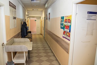 Глава Одинцовского округа Андрей Иванов вместе с жителями осмотрел Грибовский фельдшерско-акушерский пункт в поселке ВНИИССОК