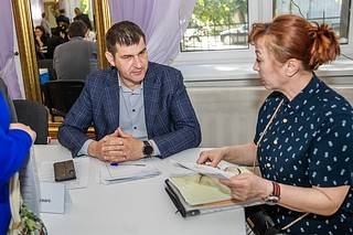 Глава Одинцовского округа Андрей Иванов вместе с профильными заместителями провел личный прием жителей Звенигорода в формате «Выездной Администрации»