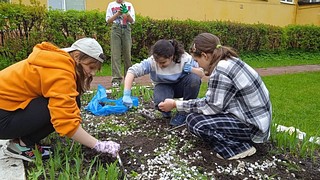 В Одинцовском округе продолжается неделя добрых дел. В течение недели активисты «Движения Первых» поучаствуют в различных мероприятиях. Они соберут продукты для нуждающихся, сходят в гости к пожилым людям в дом престарелых и примут участие в других полезных инициативах