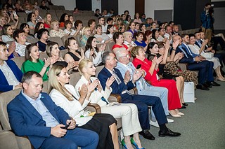 В Одинцовском округе медицинских работников поздравили с профессиональным праздником