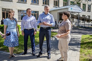 Глава Одинцовского округа Андрей Иванов посетил школу для ребят с ограниченными возможностями здоровья «Гармония» в деревне Горловка