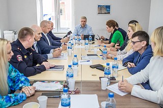 Андрей Иванов провёл рабочую встречу с жителями ЖК «Город-событие Лайково»