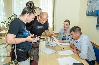 Глава Одинцовского округа Андрей Иванов вместе с профильными заместителями провел личный прием жителей Никольского в формате «Выездной Администрации»