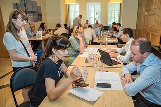 Глава Одинцовского округа Андрей Иванов вместе с профильными заместителями провел личный прием жителей Никольского в формате «Выездной Администрации»