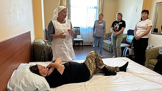 В Одинцово проходят бесплатные госпитальные курсы «Родионовна» по уходу за ранеными участниками СВО