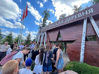 Многодетные семьи посетили Центральный парк «Патриот» и Музейно-храмовый комплекс ВС РФ