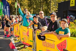 В Одинцовском парке культуры, спорта и отдыха прошёл 53-й Арбузный кросс